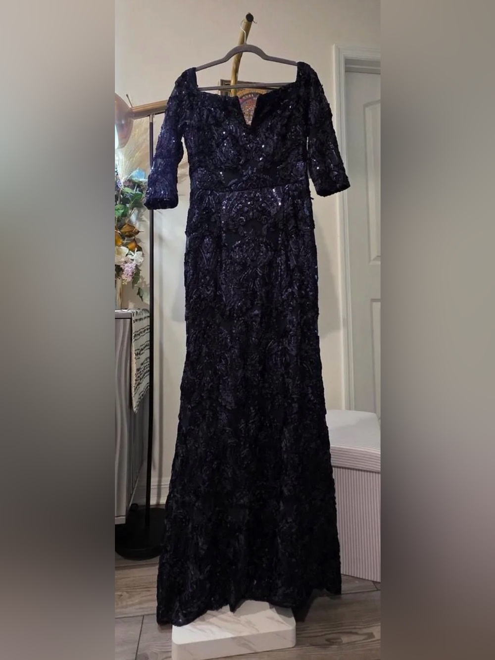 Xscape Off The Shoulder Gown Size 16W NWT. Navy. Runs small. Sequin & Soutache. - Picture 4 of 5